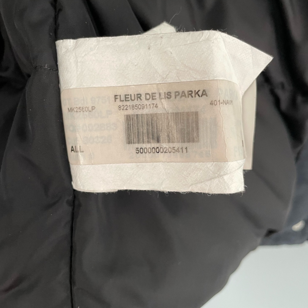 Women’s Moose Knuckle Down Parka Jacket Size Small Navy - Picture 15 of 15